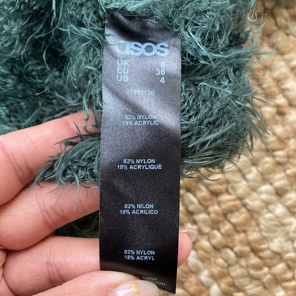 ASOS winter green fluffy sweater - Picture 3 of 4